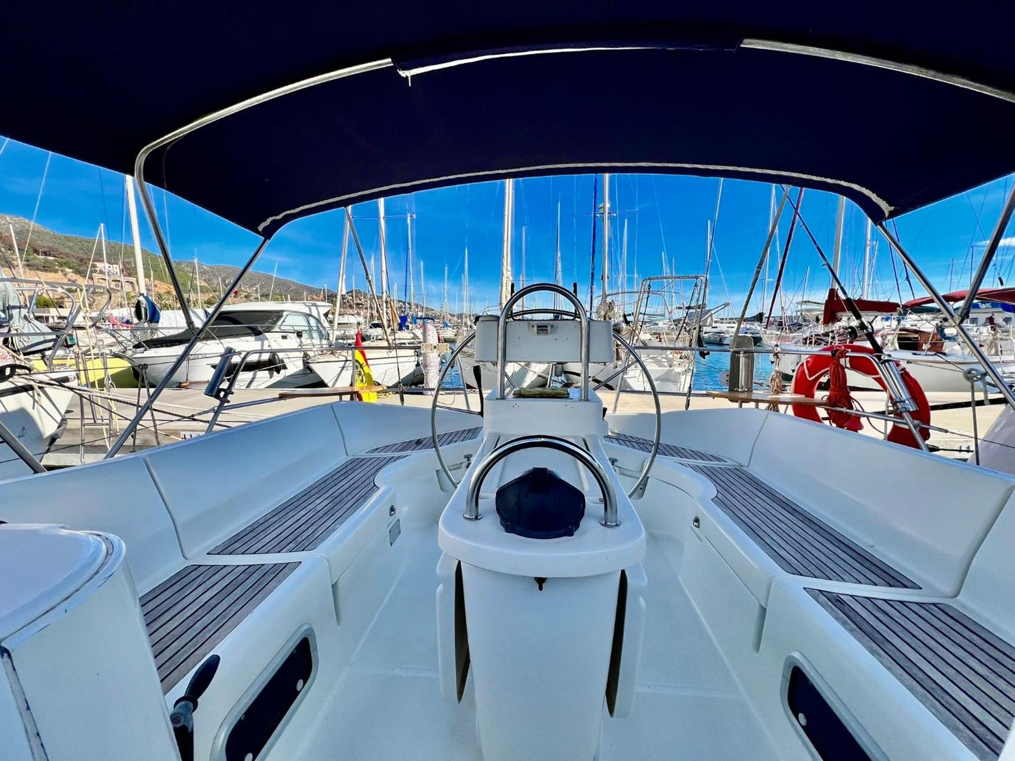 Magnific Sailboat Next To The Beach Bcn バダロナ エクステリア 写真